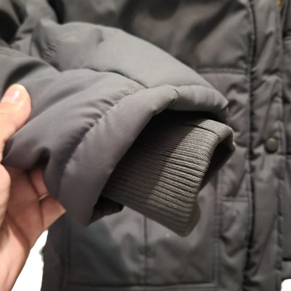 Men's Gray Hooded Puffer Jacket - Picture 7 of 11